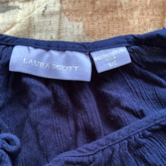 Laura Scott navy  Relaxed Blouse - Picture 2 of 5